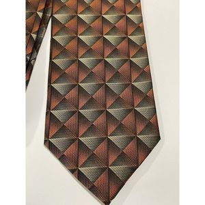 Platinum Designs / Orange Geometric Tie / Hand Made / 100% Silk / 3.75" x 60"